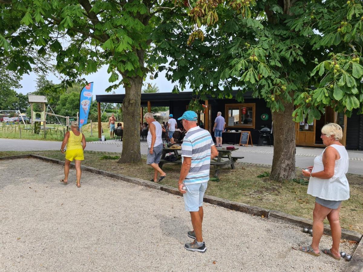 Chalet 516 Op Recreatiepark De Wielen Sint Maarten Exteriér fotografie